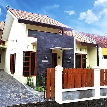 Ndalem Timoho Hotel Yogyakarta Ngoại thất bức ảnh